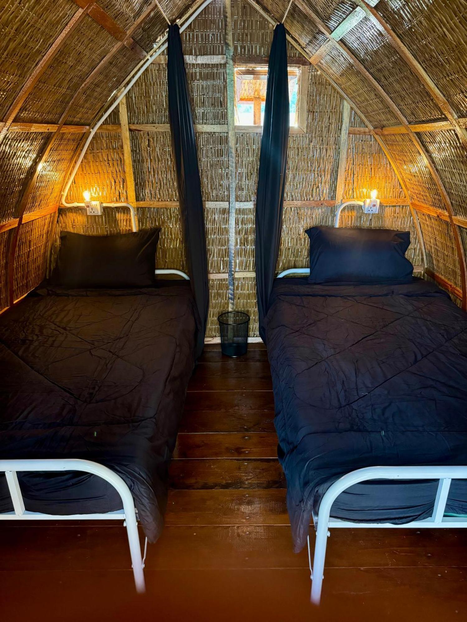 Hostel Rafikis Retreat Derm Tkov Village Exteriér fotografie